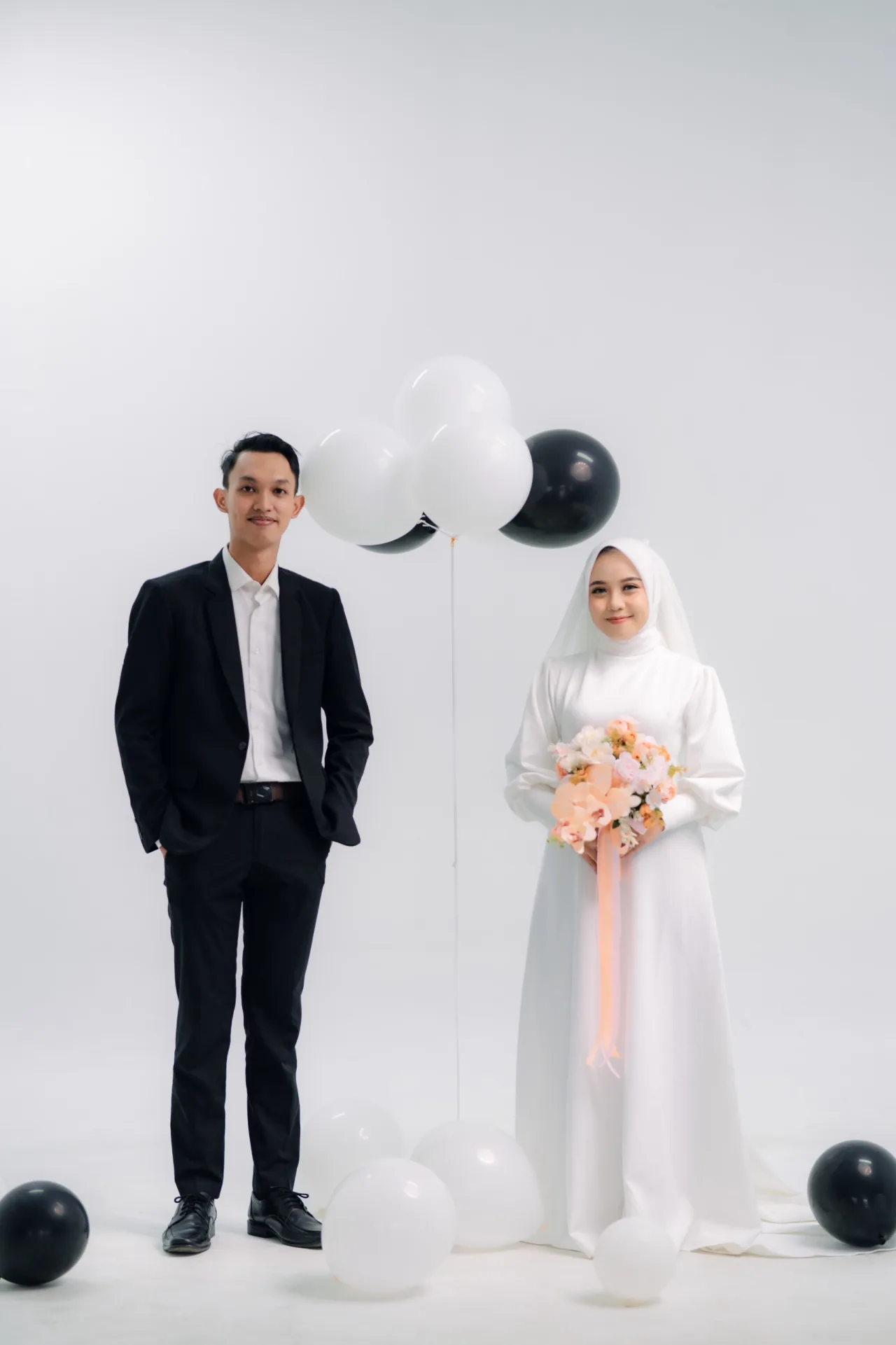 Karya Monolove koleksi 3 foto 6